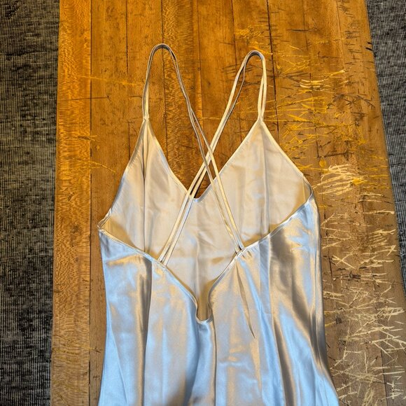 100% Baby Blue Chic Silk Midi Dress - Picture 6 of 7